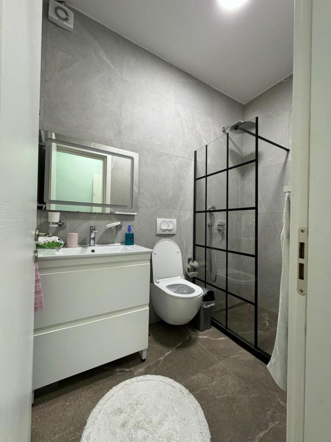 Tirana Centre Lions Gate 2 Apartment מראה חיצוני תמונה